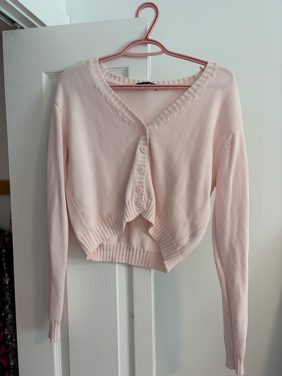 Brandy Melville Sweaters - Brandy Melville Pale Pink Cropped V-Neck Button Cardigan